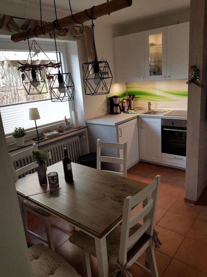 Nelson Apartment *